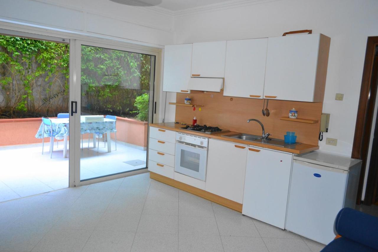 Blu Lagoon Apartment Mondello Bagian luar foto